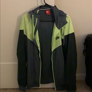 Nike wind breaker